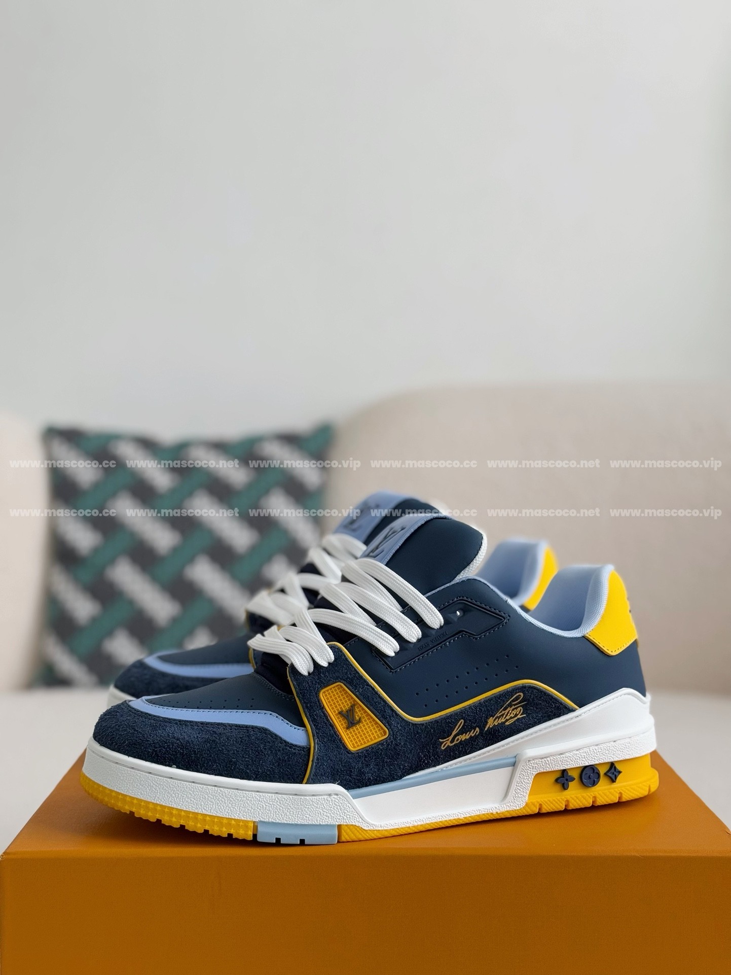 Product detail 1